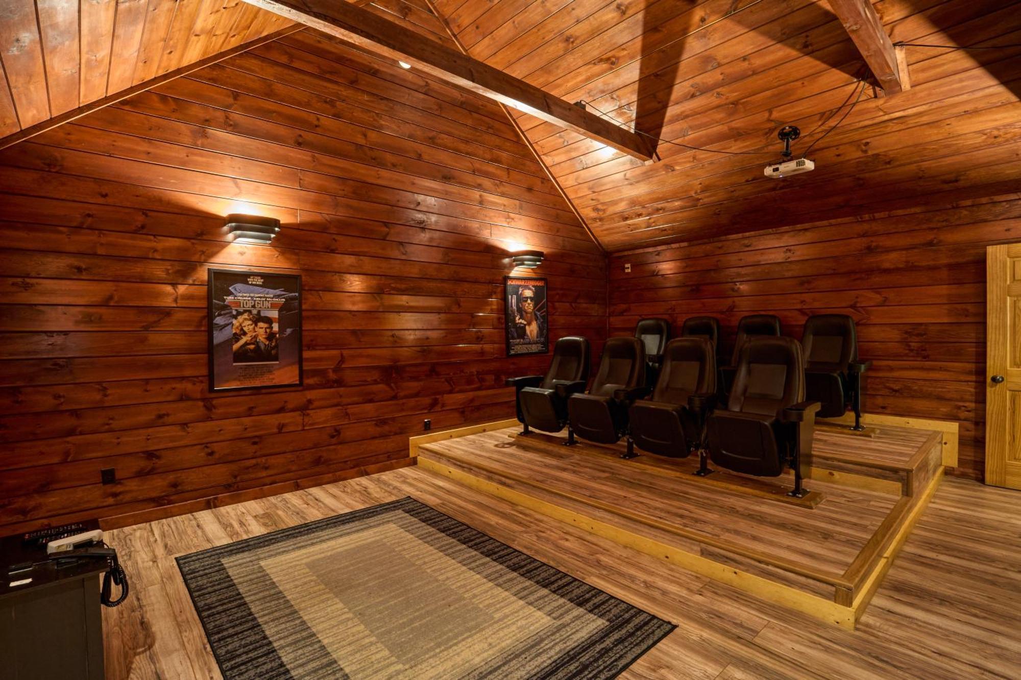 Firefly Lodge Holiday Home Gatlinburg Exterior photo